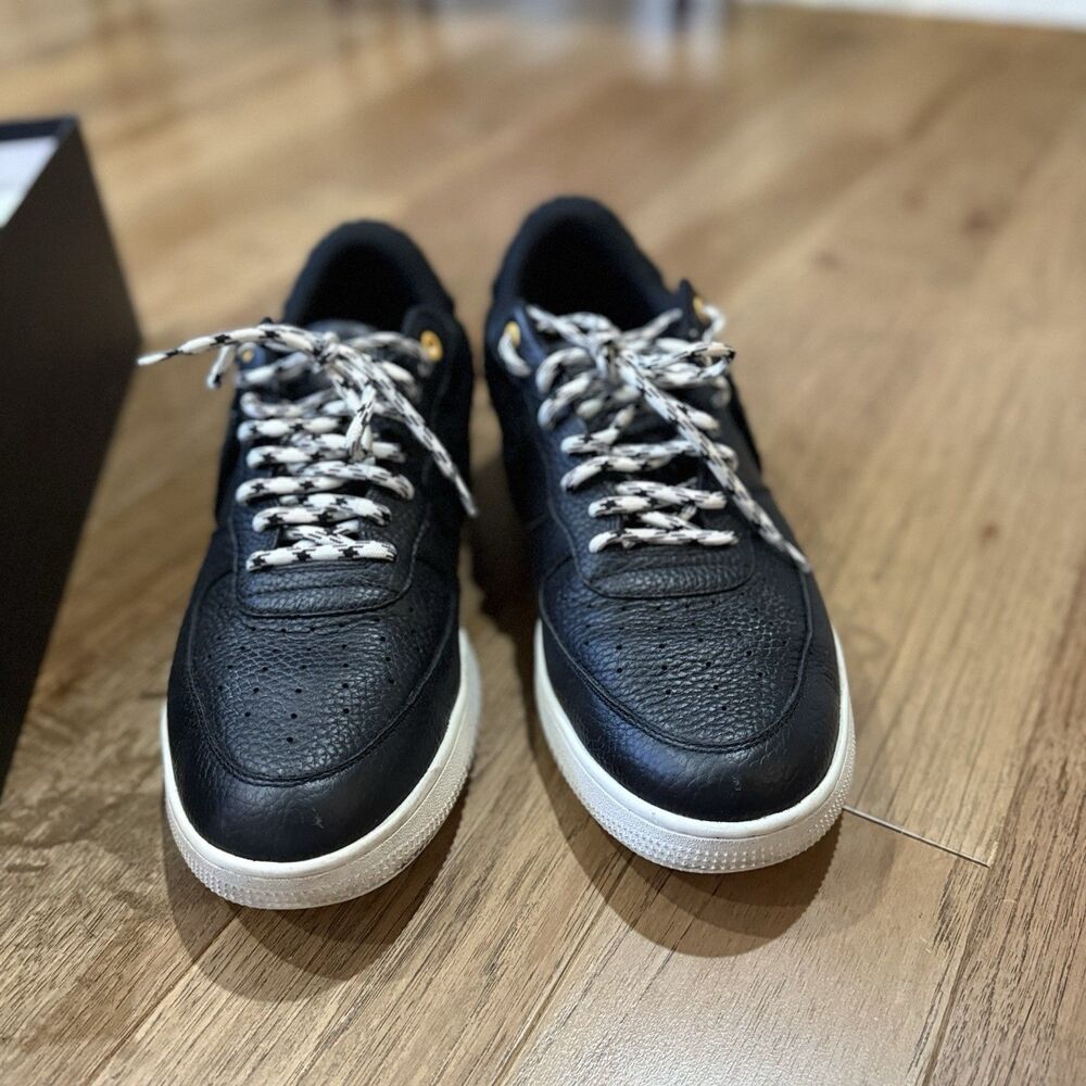 Men's John Geiger Black Pebbled Leather Chenille Designer Shoe / GF-01 / Size 11